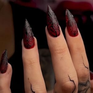 Press ons Black Red Fake Nails