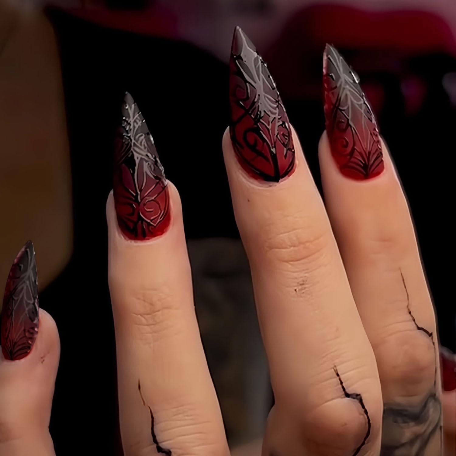 Press ons Black Red Fake Nails