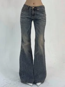Flared jeans with front pockets