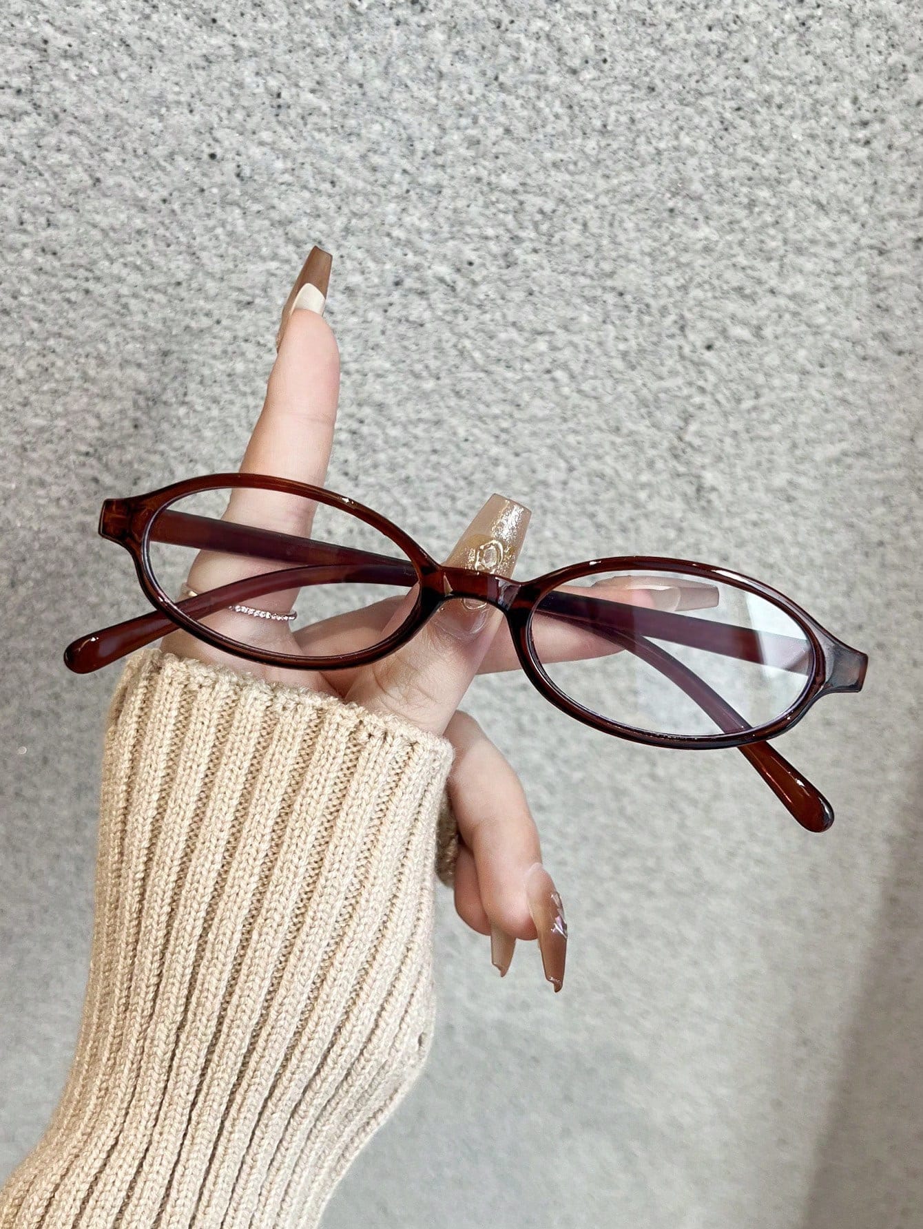 Oval Shape Stylish Eyeglass