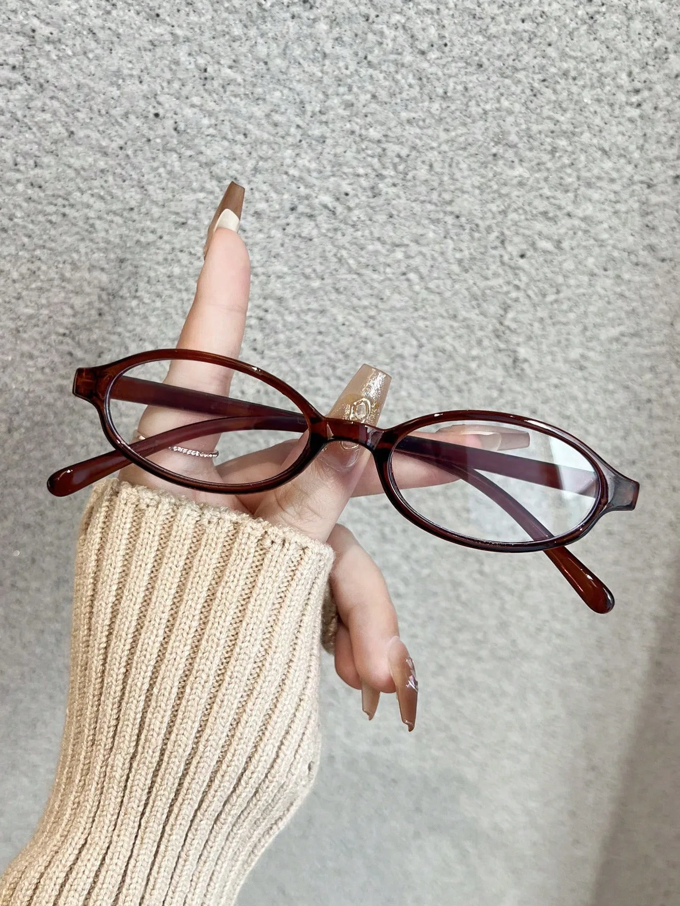 Oval Shape Stylish Eyeglass